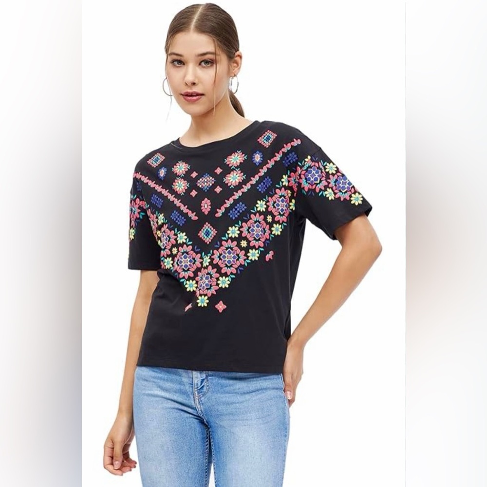Zara Printed Top Women T Shirt Cropped Tee Gray Floral Boho Medium